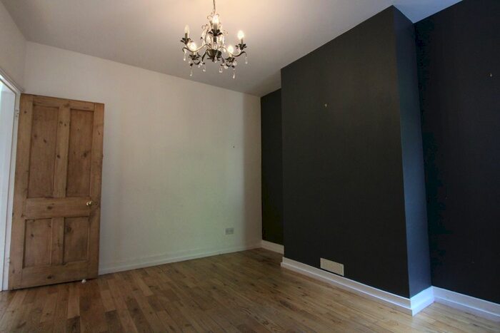 4 Bedroom Terraced House To Rent In Lansdowne Road, Purley, CR8