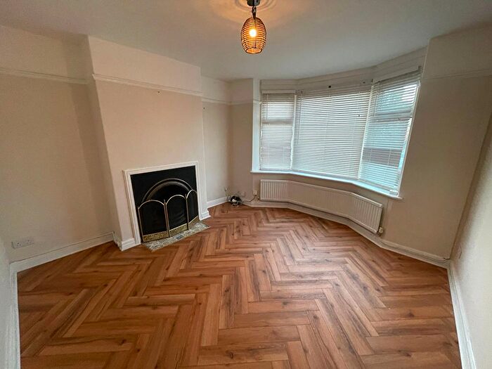 3 Bedroom Terraced House To Rent In Caerphilly Road, Heath, Cardiff, CF14