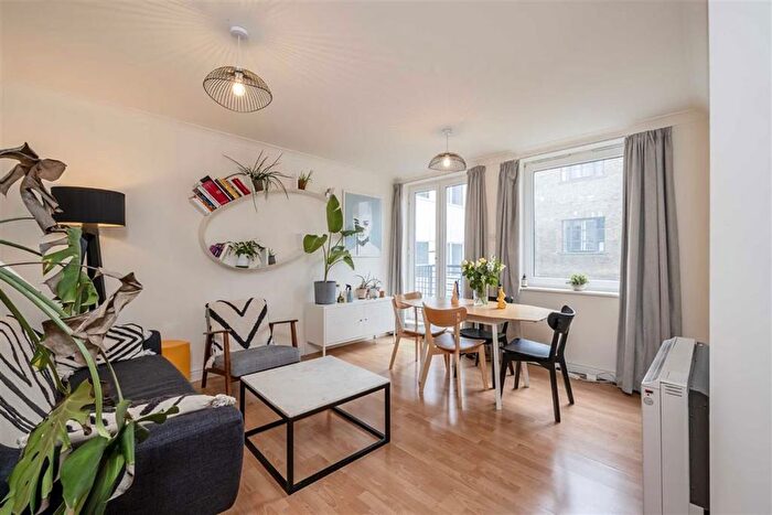 2 Bedroom Flat For Sale In Old Street, Old Street, EC1V