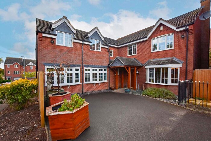 5 Bedroom Detached House For Sale In Erringtons Close, Oadby, Leicester, LE2