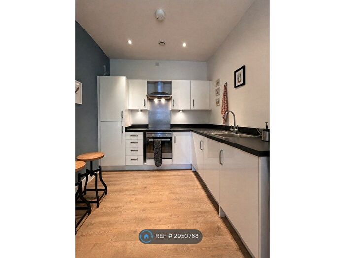 1 Bedroom Flat To Rent In Nile Street, London, E13
