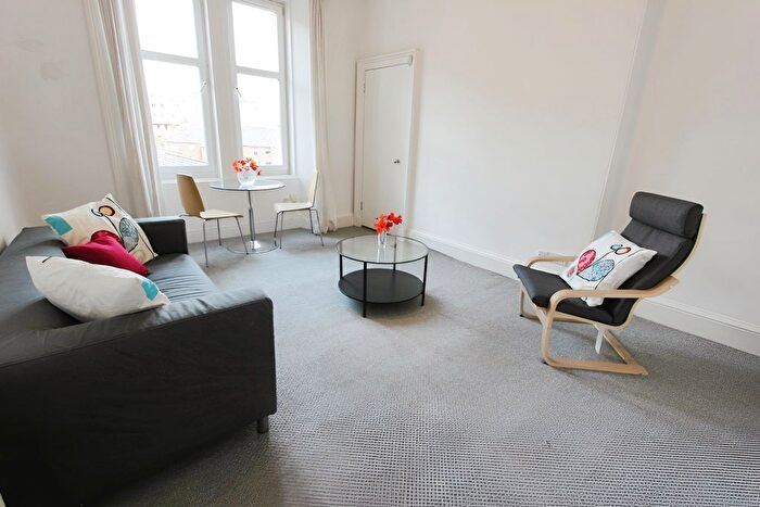 2 Bedroom Flat To Rent In Abbey Street, Edinburgh, EH7