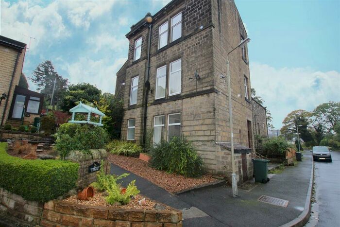 1 Bedroom Apartment To Rent In Harewood House, Eastburn, BD20