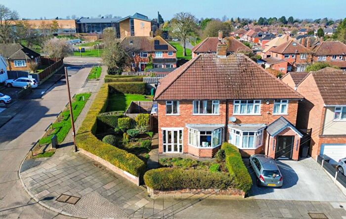 3 Bedroom Semi Detached House For Sale In Earlswood Road, Evington, Leicester, LE5