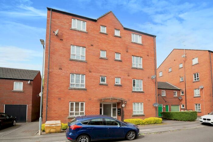 2 Bedroom Apartment To Rent In Ffordd Ty Unnos, Heath, Cardiff, CF14