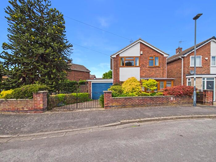 3 Bedroom Detached House For Sale In Avonmouth Drive, Alvaston, DE24