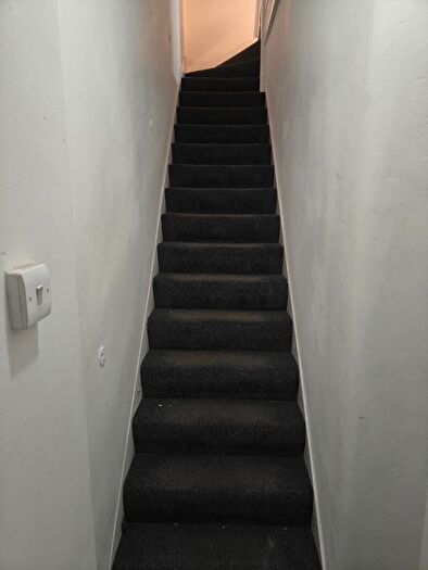 3 Bedroom Flat To Rent In Kingston Road, Staines, TW18