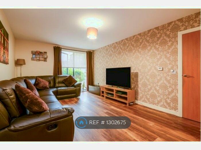 2 Bedroom Flat To Rent In Felix Court, London NW9