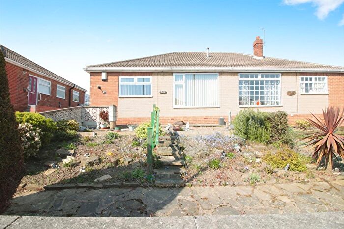 2 Bedroom Semi-Detached House For Sale In Lake Lock Drive, Stanley, Wakefield, WF3