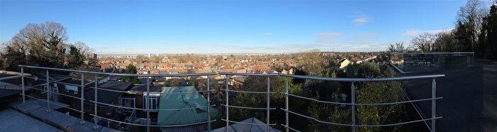 2 Bedroom Bungalow To Rent In Chelsworth Drive, London, SE18