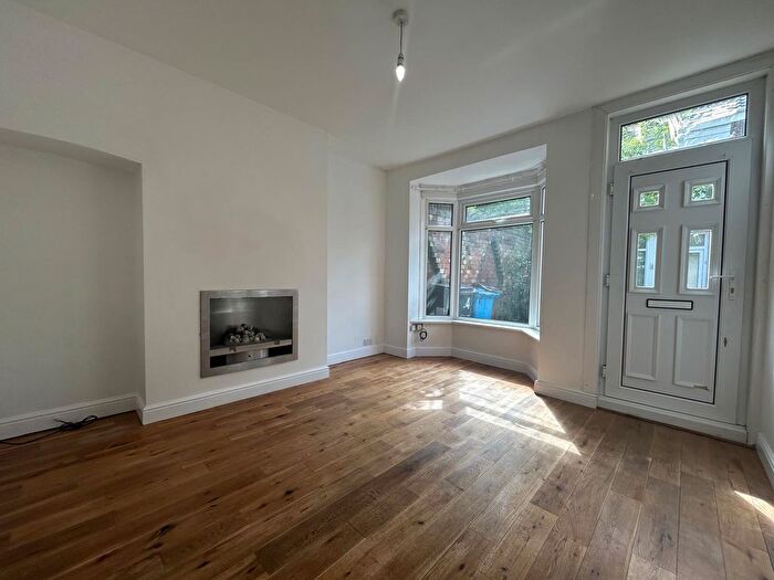 2 Bedroom Terraced House To Rent In Sherwood Avenue, Hull, HU5