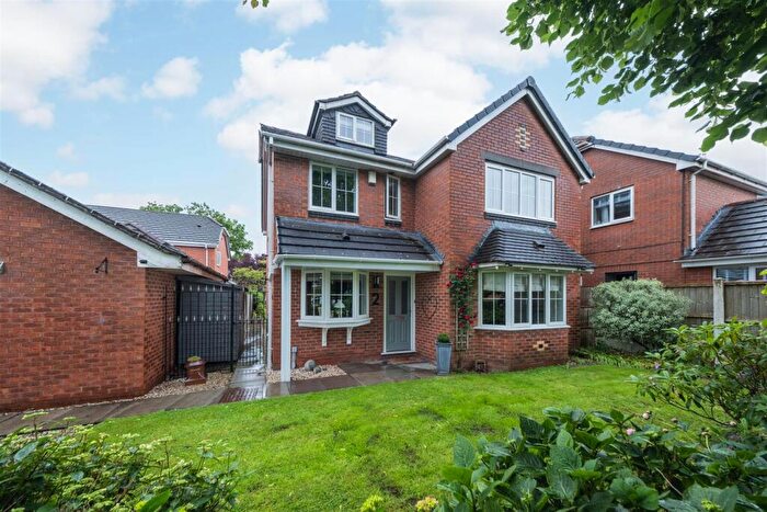 5 Bedroom Detached House For Sale In Westfield Close, Winsford, CW7