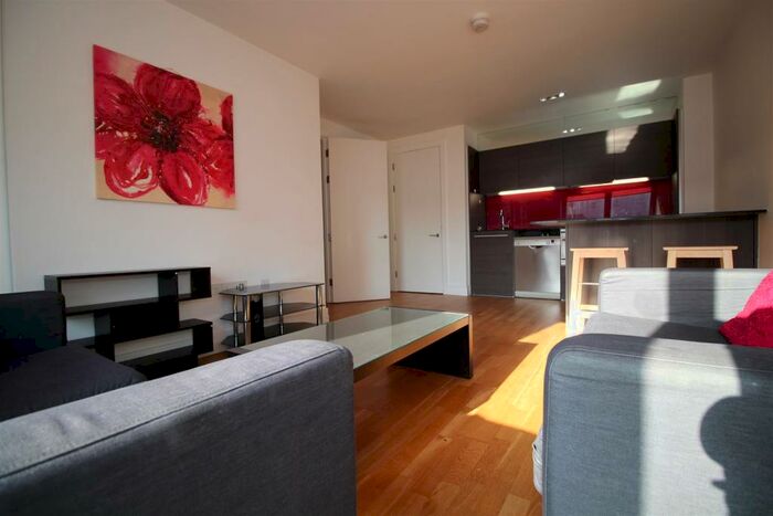 2 Bedroom Apartment To Rent In The Quad, Highcross Street, Leicester, LE1