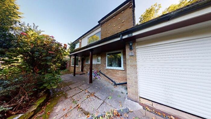 4 Bedroom Detached House To Rent In Dunstarn Lane, Adel, Leeds, LS16