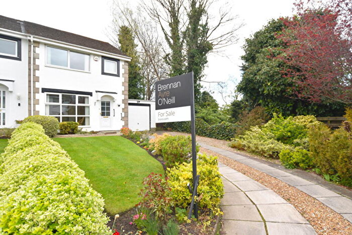 3 Bedroom Semi Detached House For Sale In Jarrow Close Oxton Village, CH43