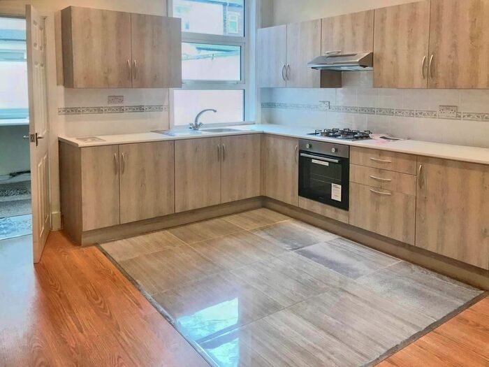 2 Bedroom Terraced House To Rent In Francis Street, Blackburn, BB2