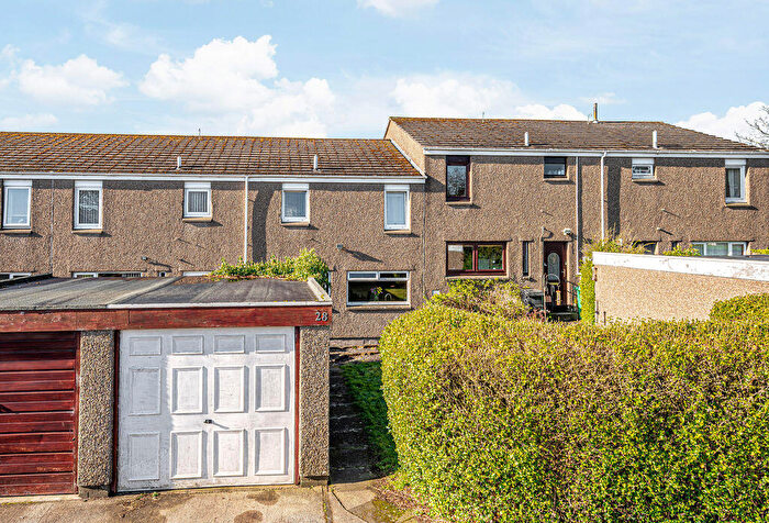 Detached House For Sale In Glen Isla Road, Kirkcaldy, KY2