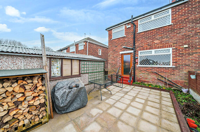 3 Bedroom End Of Terrace House For Sale In Parkville Place, Leeds, West Yorkshire, LS13