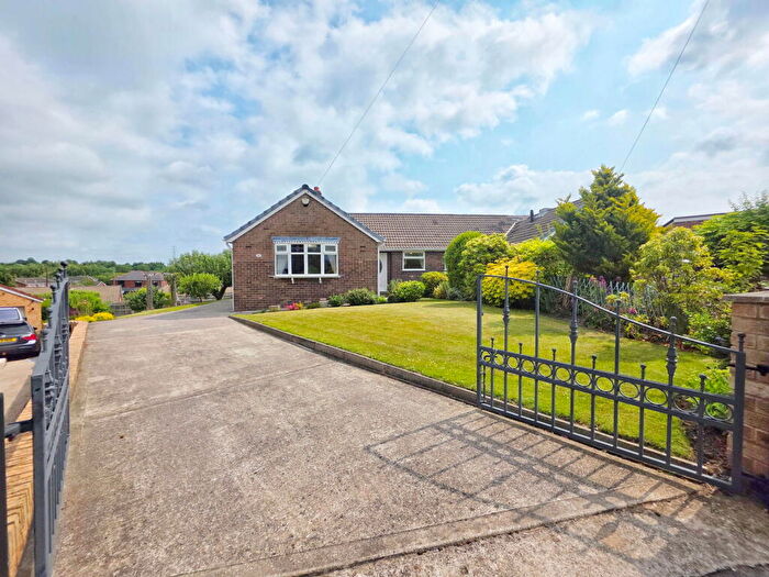 3 Bedroom Semi-Detached Bungalow For Sale In Wentworth Crescent, Mapplewell, Barnsley, S75