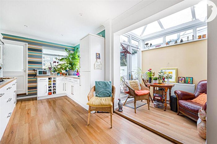 3 Bedroom Terraced House For Sale In Jersey Road, Strood, Kent, ME2