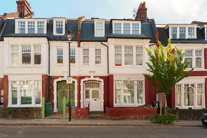 4 Bedroom Duplex For Sale In Howitt Road, Belsize Park, London, NW3
