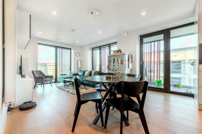 2 Bedroom Apartment To Rent In James Cook Building, Bonnet Street, Royal Wharf, London, E16