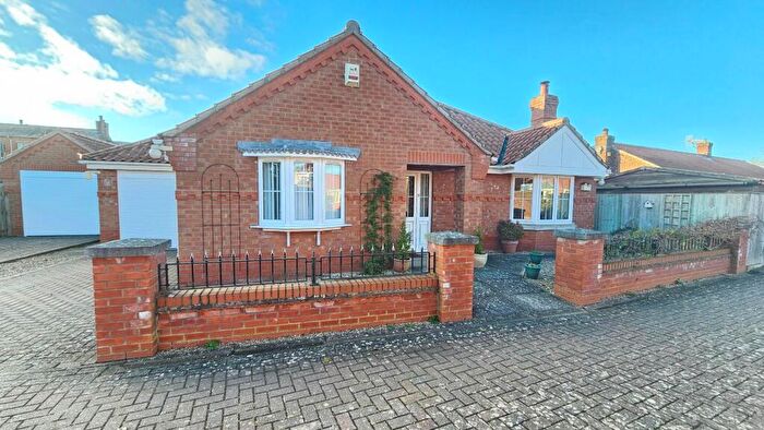3 Bedroom Detached Bungalow For Sale In The Brambles, Helpringham, NG34