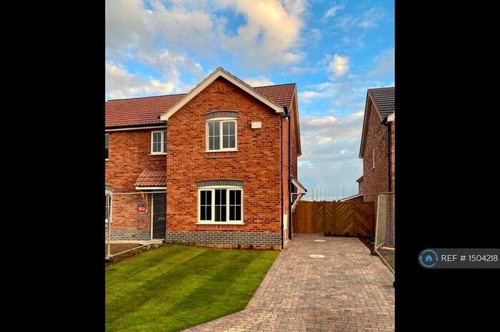 2 Bedroom Semi-Detached House To Rent In Brigg, Brigg, DN20