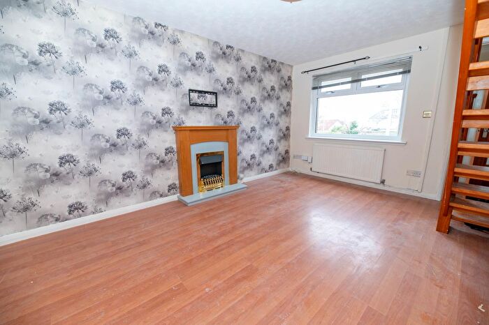 2 Bedroom Terraced House To Rent In Parkhill, Gorebridge, EH23