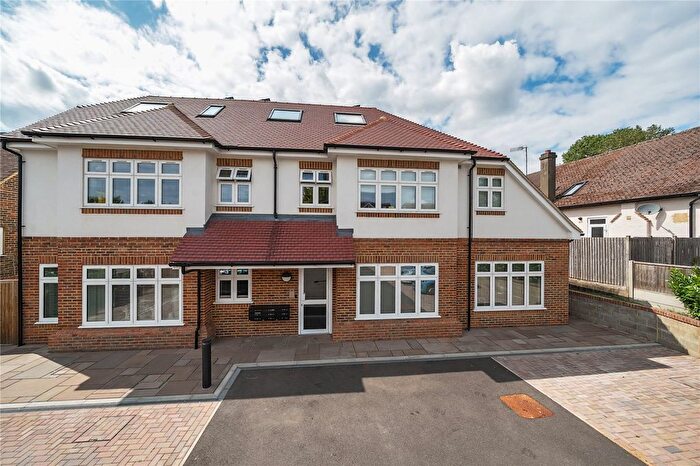 2 Bedroom Flat For Sale In Godstone Hill, Godstone, Surrey, RH9