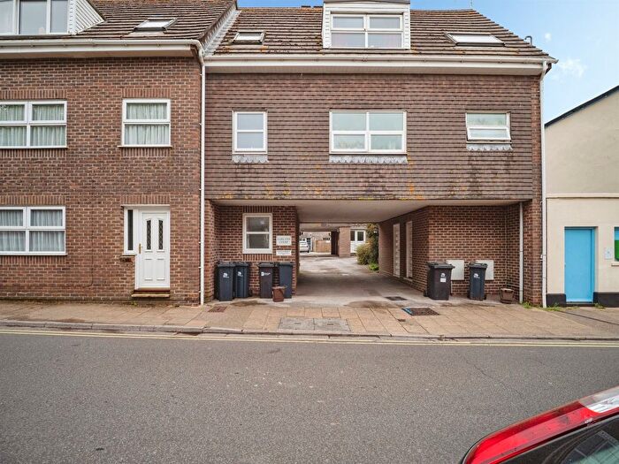 1 Bedroom Flat For Sale In Princes Street, Dorchester, DT1
