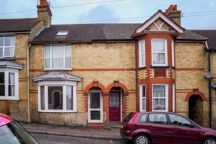 4 Bedroom House To Rent In Guildford Road, Canterbury, CT1