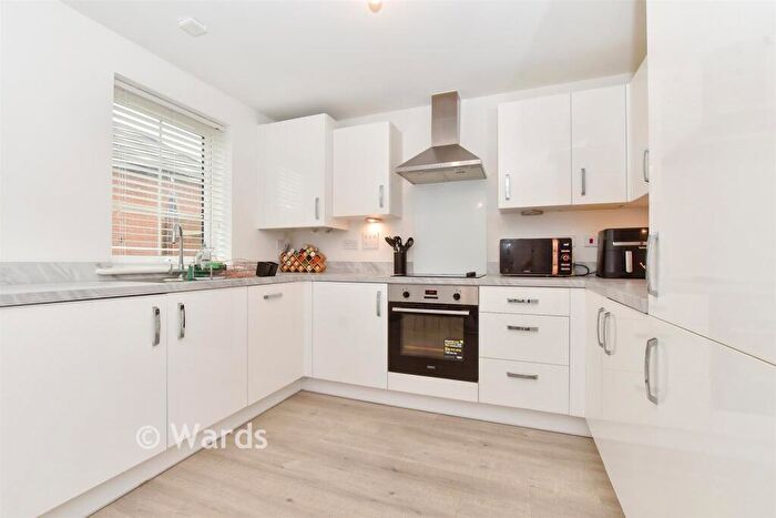 3 Bedroom Semi-Detached House For Sale In Whitfield, Whitfield, Dover, Kent, CT16