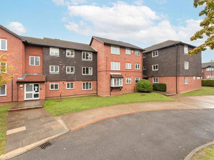 2 Bedroom Apartment For Sale In Dorset Road, Sutton, SM2