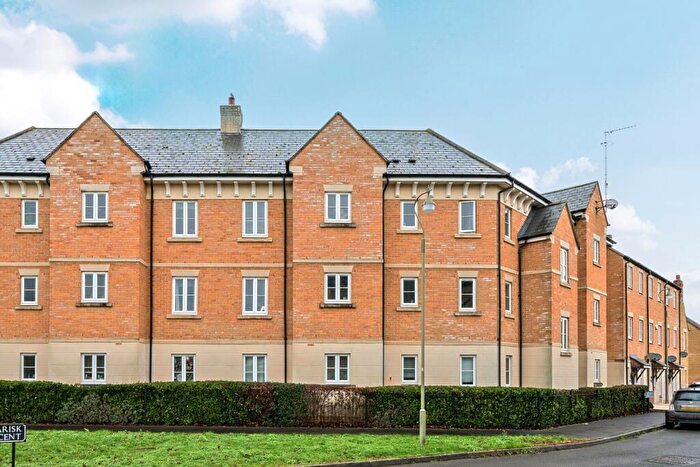 2 Bedroom Apartment For Sale In Harvester Court, Poppy Terrace, Carterton, Oxfordshire, OX18