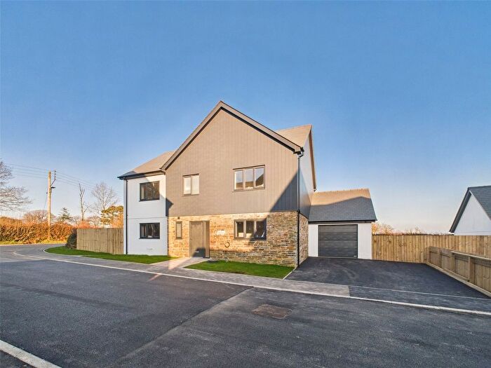 4 Bedroom Detached House For Sale In Shebbear, Beaworthy, EX21