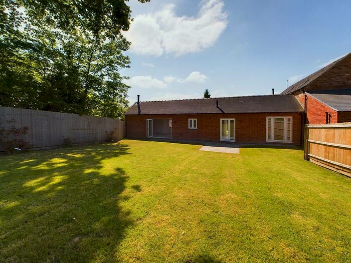 3 Bedroom Barn Conversion For Sale In Barrow Hill, Rocester, ST14