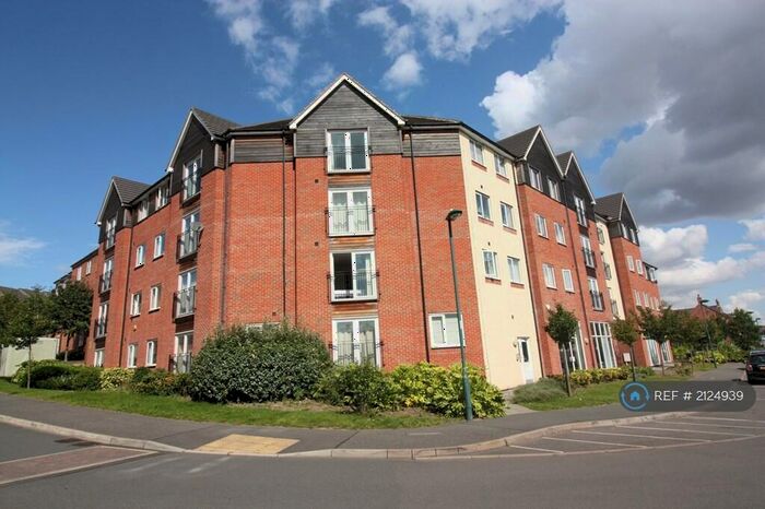 2 Bedroom Flat To Rent In Pavior Road, Nottingham, NG5