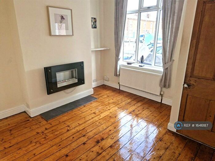 2 Bedroom Terraced House To Rent In Chatham Street, Stockport, SK3