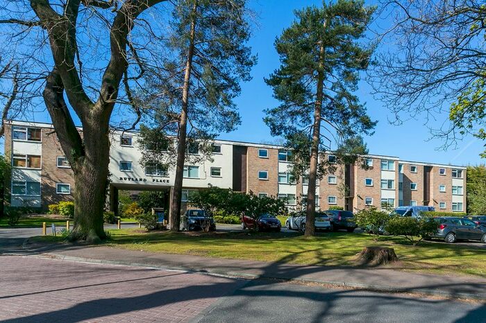 2 Bedroom Flat To Rent In Rutland Place, The Rutts, Bushey Heath, Bushey, WD23