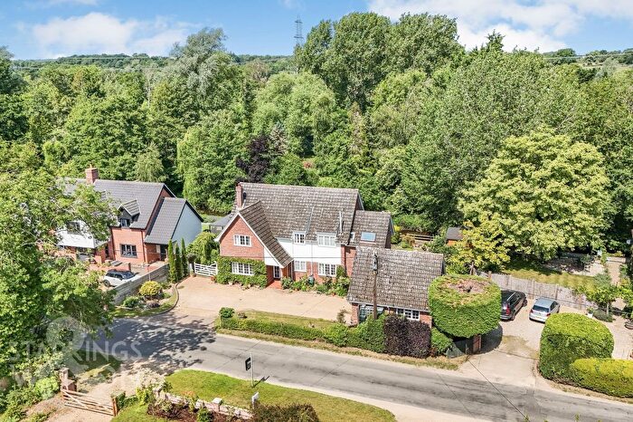 4 Bedroom Detached House For Sale In Low Road, Tasburgh, Norwich, NR15