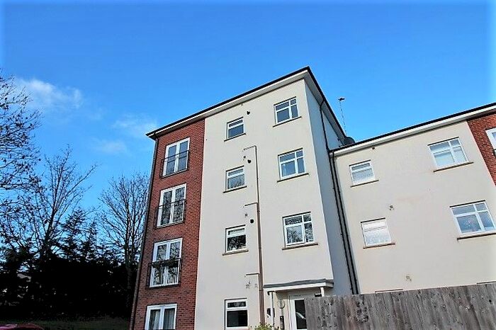 2 Bedroom Flat To Rent In Thursby Walk, Exeter, EX4