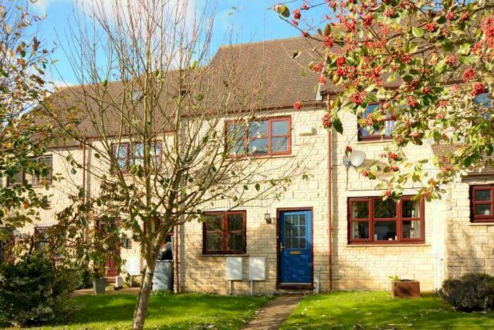2 Bedroom Terraced House To Rent In Witney, Oxfordshire, OX28