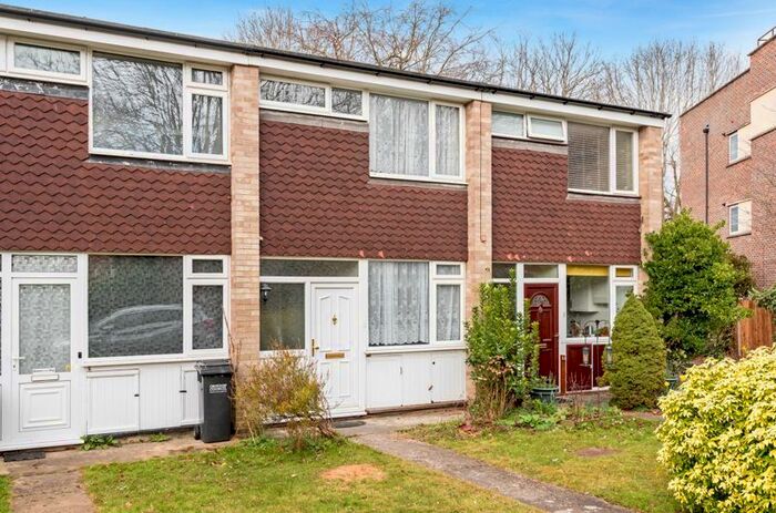 2 Bedroom Terraced House To Rent In Dale Road, Purley, CR8