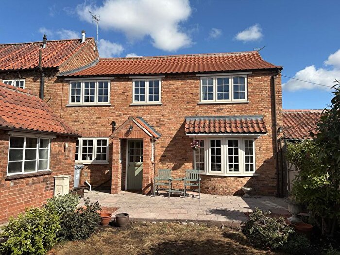 3 Bedroom Semi-detached House For Sale In High Street, Collingham, Newark, NG23