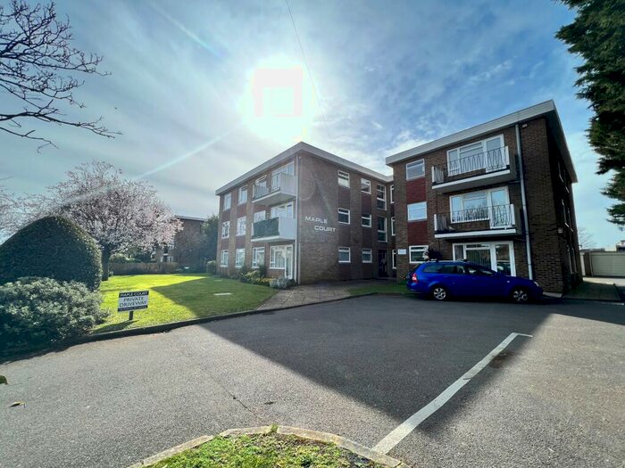 1 Bedroom Flat To Rent In Wallace Avenue, Worthing, BN11