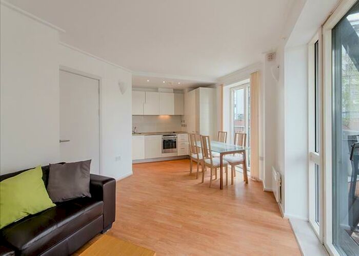 2 Bedroom Flat To Rent In Naxos Building, Hutching Street, Canary Wharf, South Quay, London, E14
