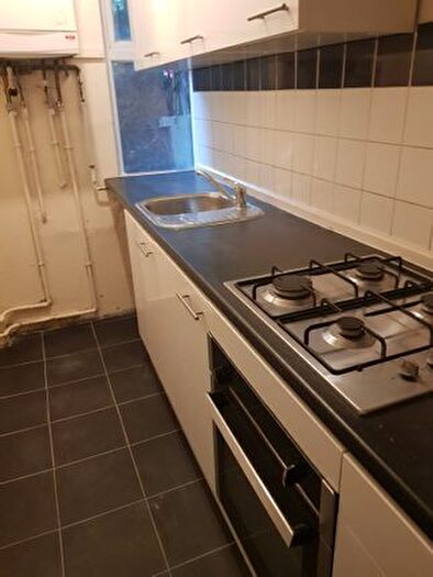 4 Bedroom Maisonette To Rent In Silvertree Lane, Greenford, UB6