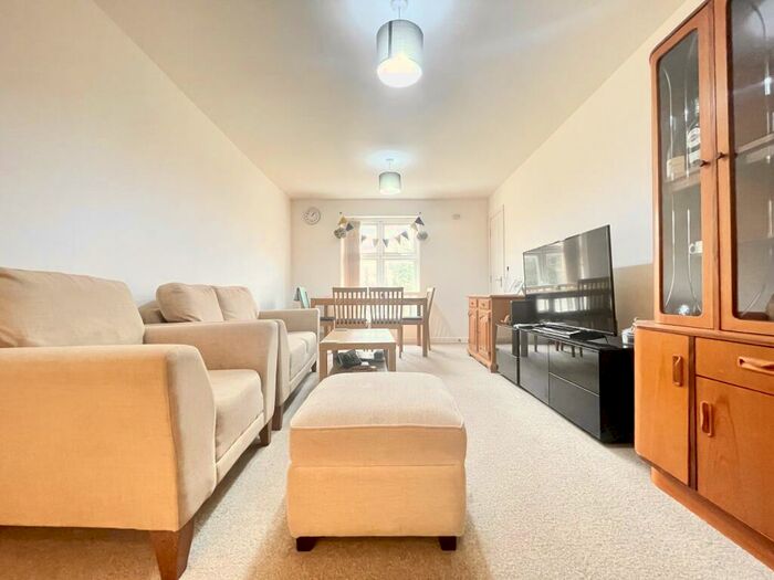 1 Bedroom Flat To Rent In Hyde House, Trinity Village, Bromley, BR2