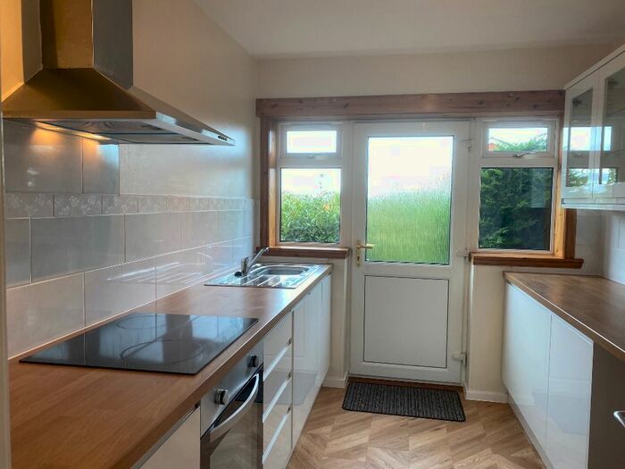 2 Bedroom Flat To Rent In Cockburn Crescent, Balerno, Edinburgh, EH14
